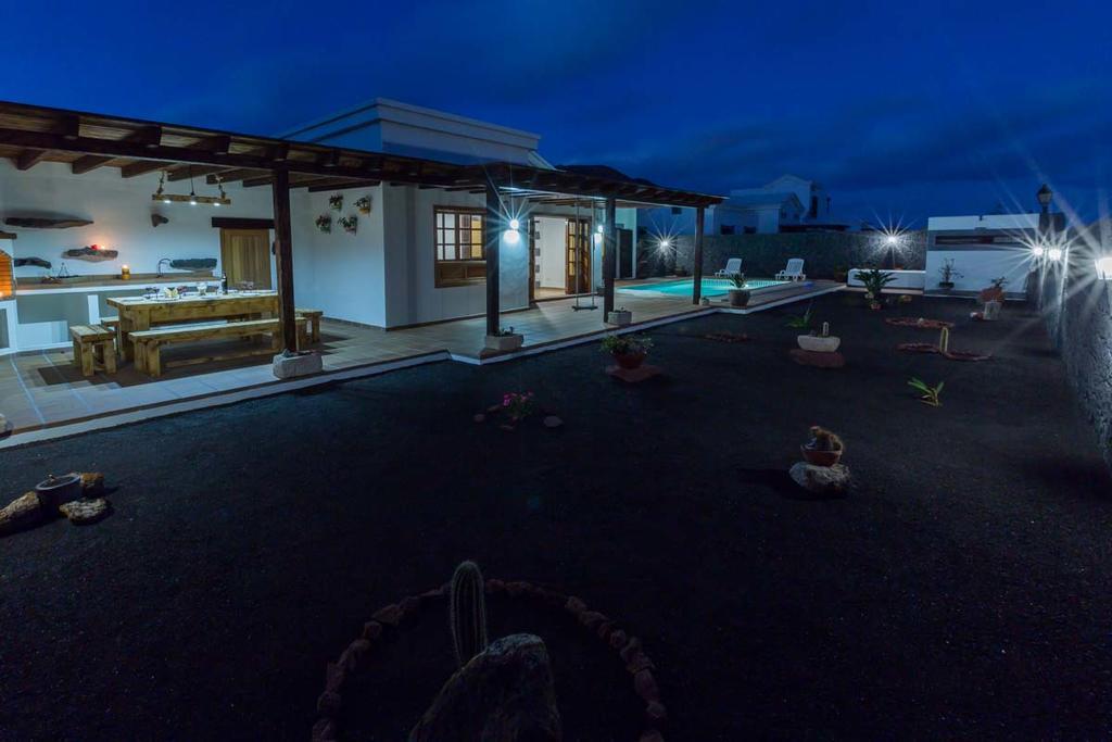 Villa El Faro Playa Blanca  Extérieur photo